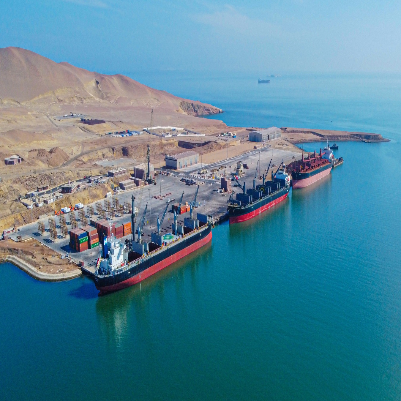 TIL compra Terminal Paracas en Perú: operación por US$200 millones bajo revisión