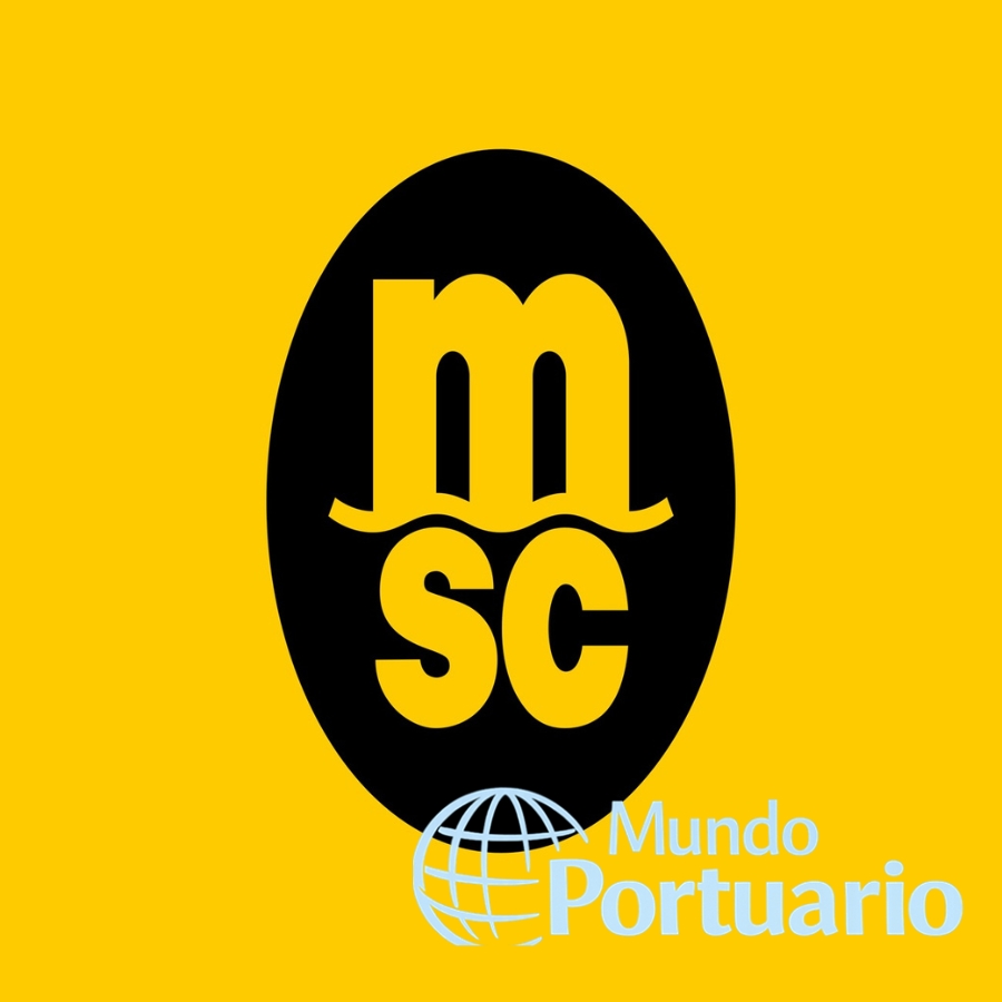 Buque portacontenedores de MSC en navegación como referencia al relevo accionario del grupo