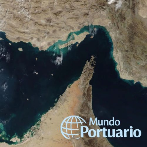 Buque petrolero en corredor marítimo bajo tensión por restricciones en Ormuz