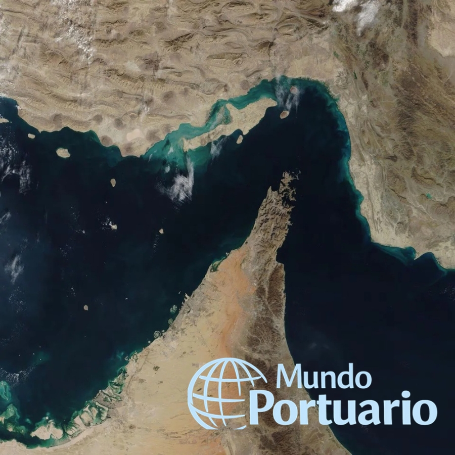 Buque petrolero en corredor marítimo bajo tensión por restricciones en Ormuz